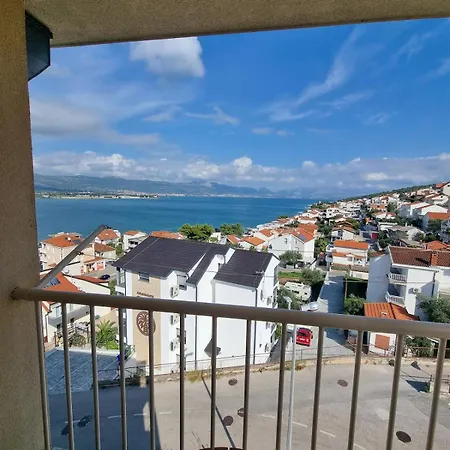 Daire Mokka Charming Sea View *